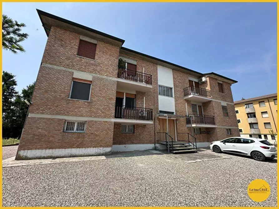 Immagine 49 di Appartamento in vendita  a Molinella