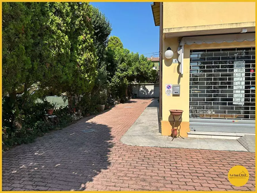 Immagine 13 di Appartamento in vendita  a Molinella