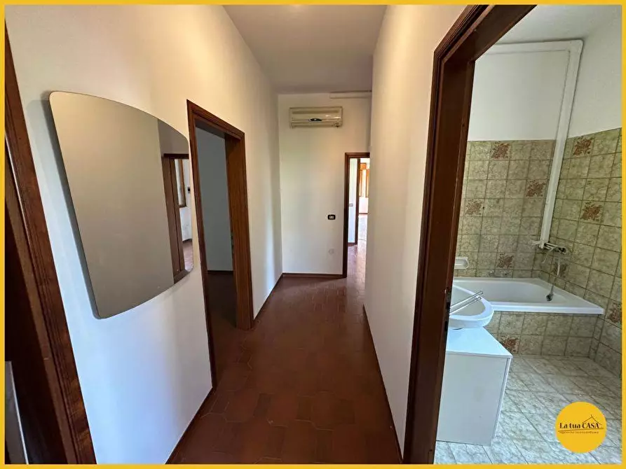 Immagine 34 di Appartamento in vendita  a Molinella