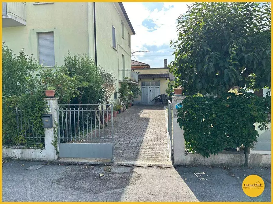 Immagine 9 di Villetta a schiera in vendita  a Molinella