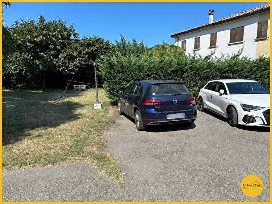 Immagine 10 di Villetta a schiera in vendita  a Molinella