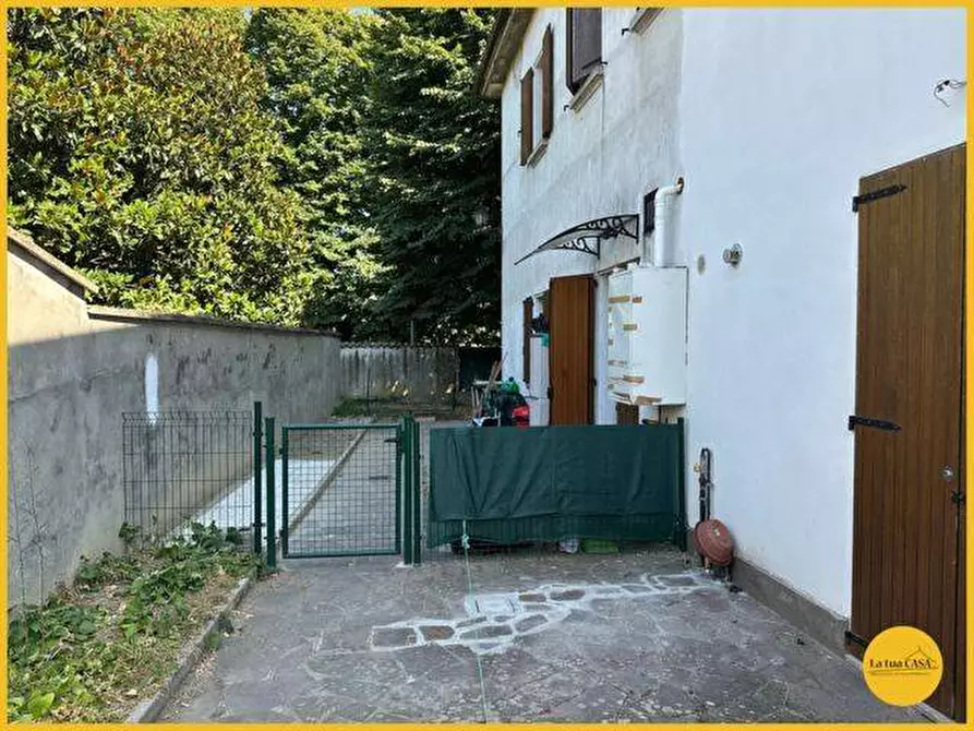 Immagine 11 di Villetta a schiera in vendita  a Molinella