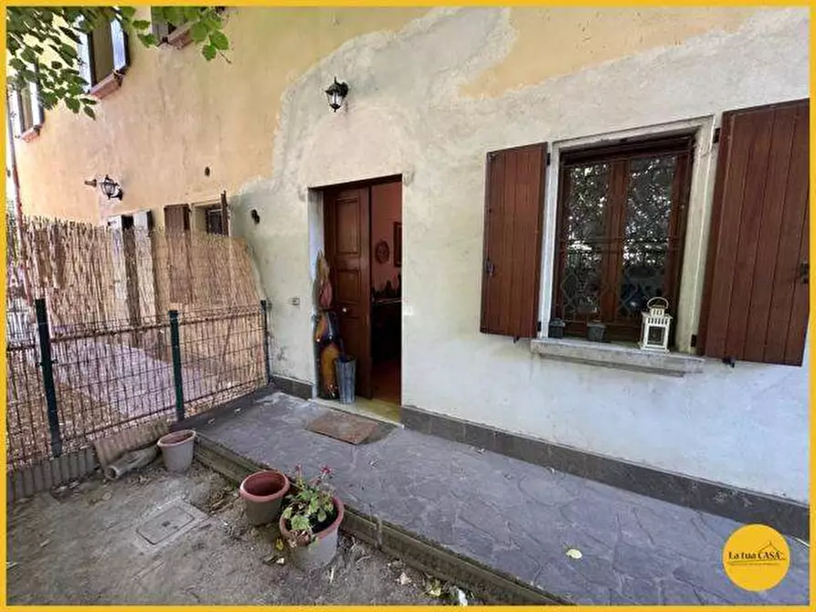 Immagine 17 di Villetta a schiera in vendita  a Molinella