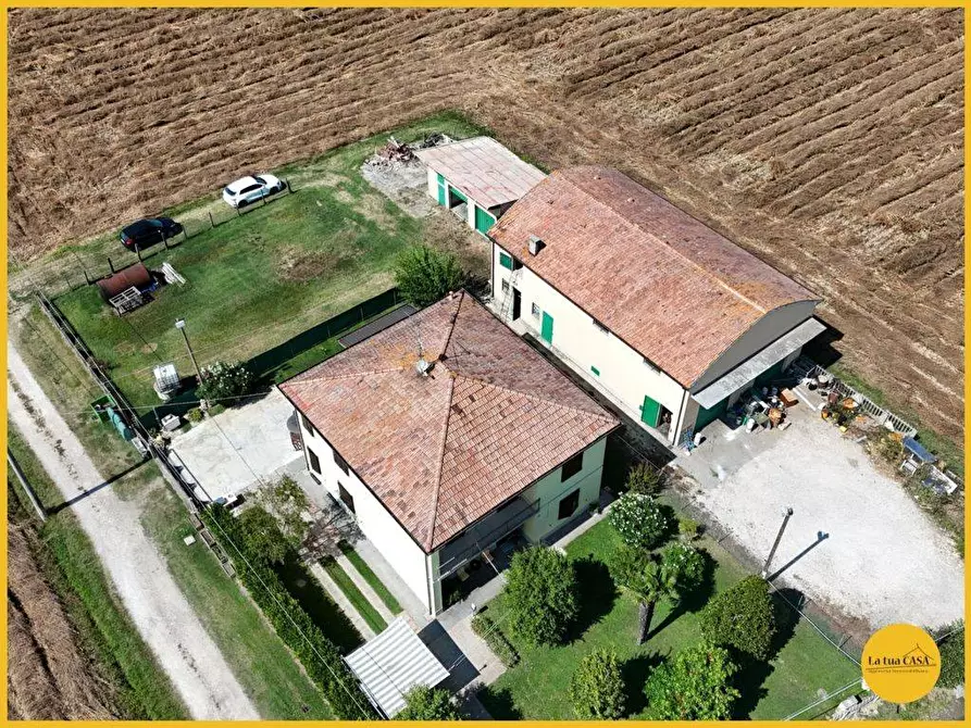 Immagine 10 di Capannone industriale in vendita  a Molinella