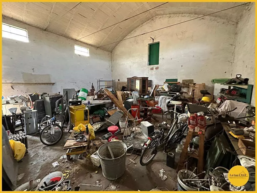 Immagine 20 di Capannone industriale in vendita  a Molinella