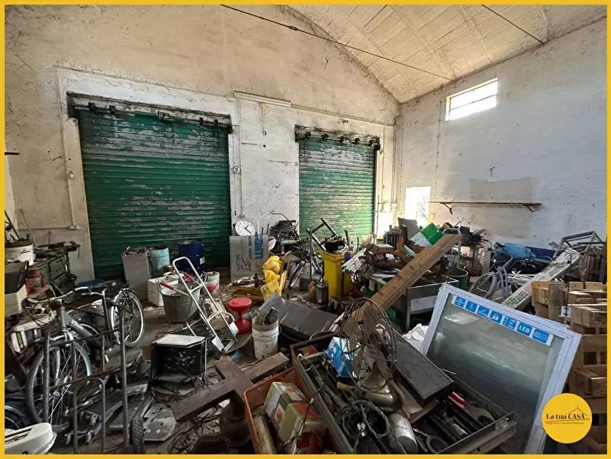 Immagine 21 di Capannone industriale in vendita  a Molinella