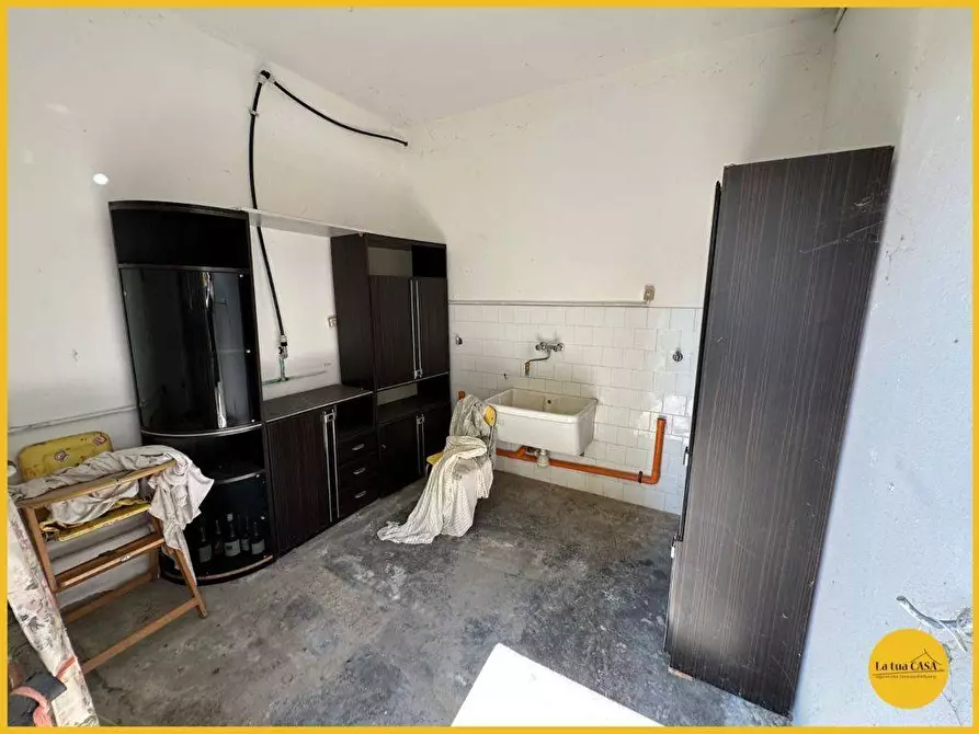 Immagine 29 di Capannone industriale in vendita  a Molinella