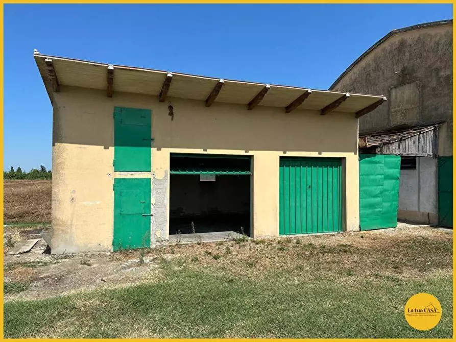 Immagine 40 di Capannone industriale in vendita  a Molinella