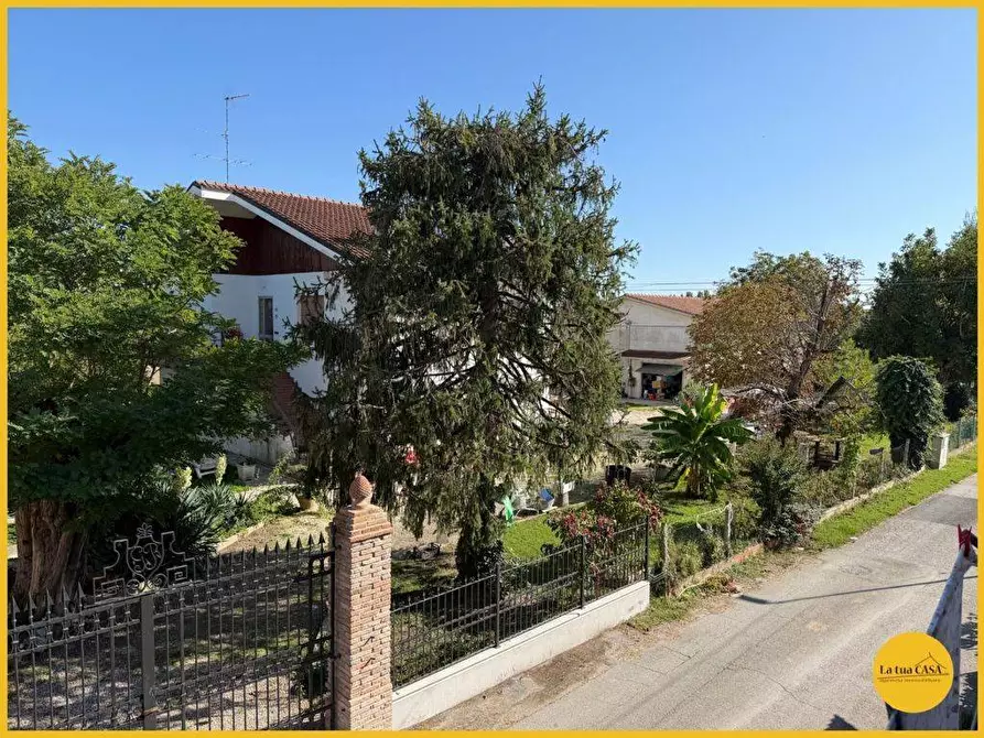 Immagine 65 di Casa indipendente in vendita  a Molinella