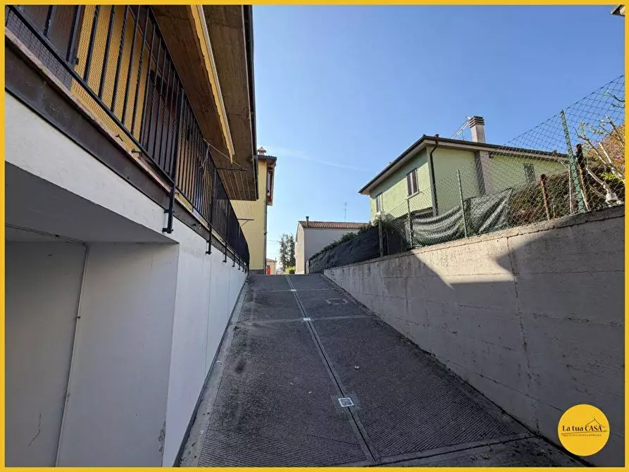 Immagine 36 di Appartamento in affitto  a Molinella