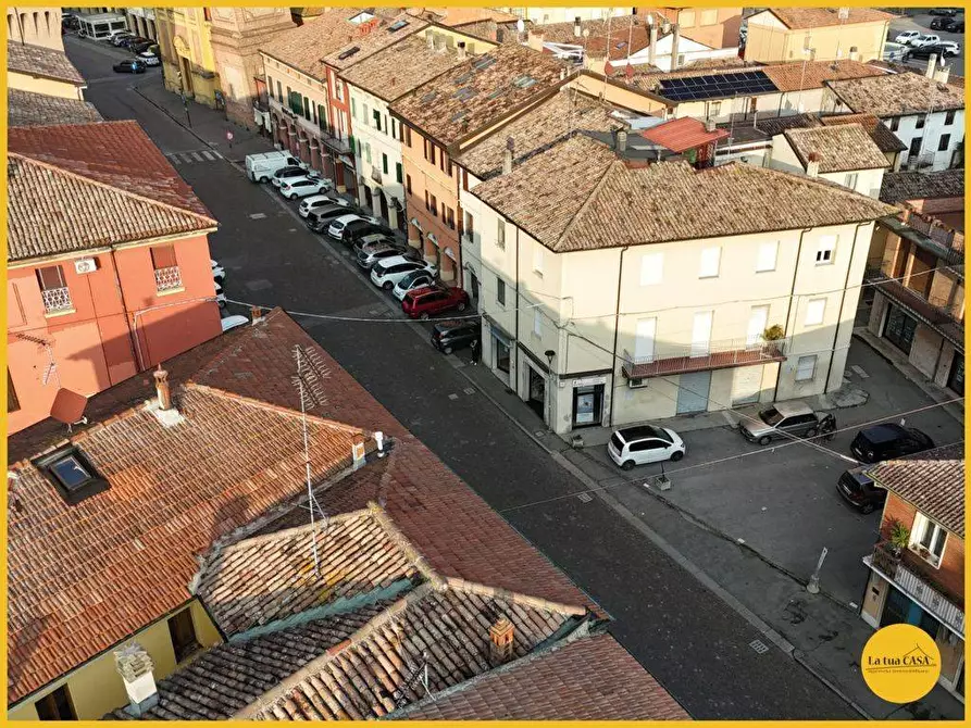 Immagine 5 di Locale commerciale in affitto  a Molinella