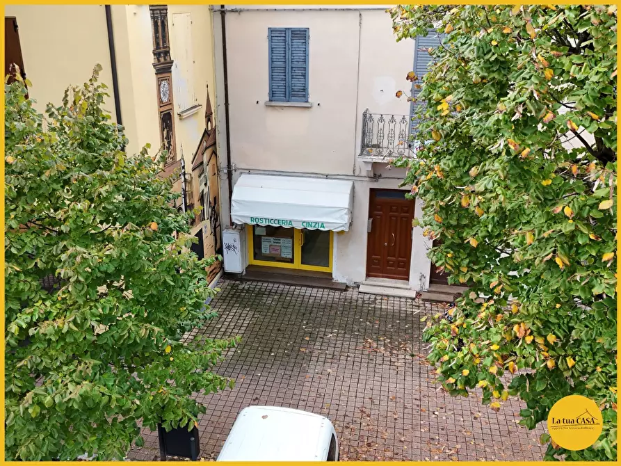 Immagine 8 di Locale commerciale in vendita  in Corso Giuseppe Mazzini 193 a Molinella