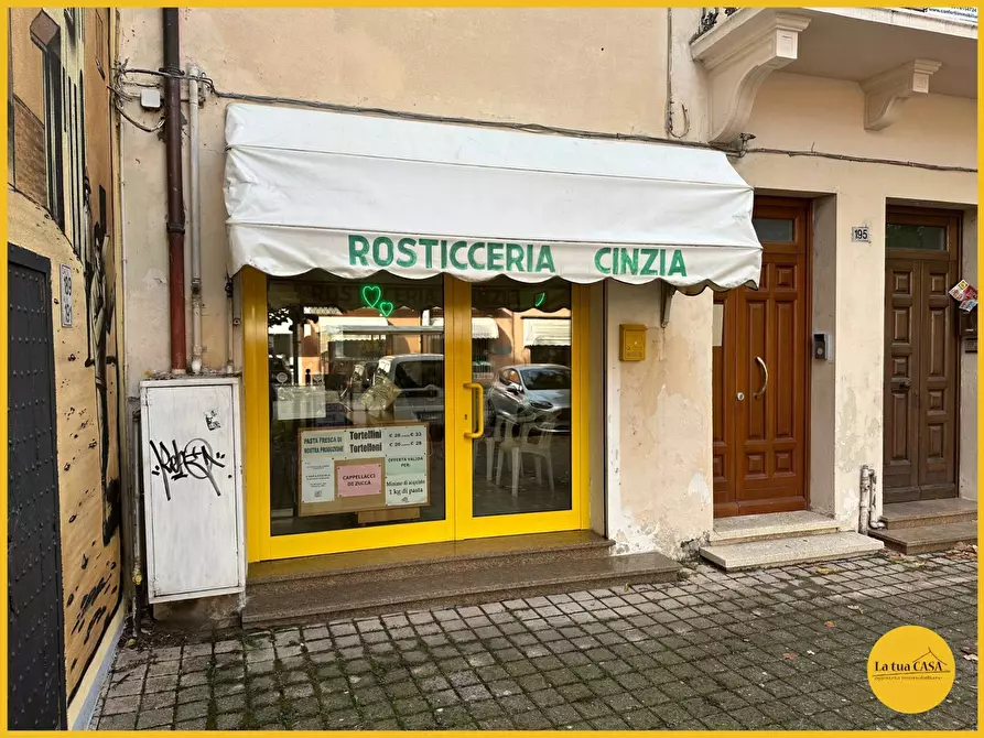 Immagine 13 di Locale commerciale in vendita  in Corso Giuseppe Mazzini 193 a Molinella