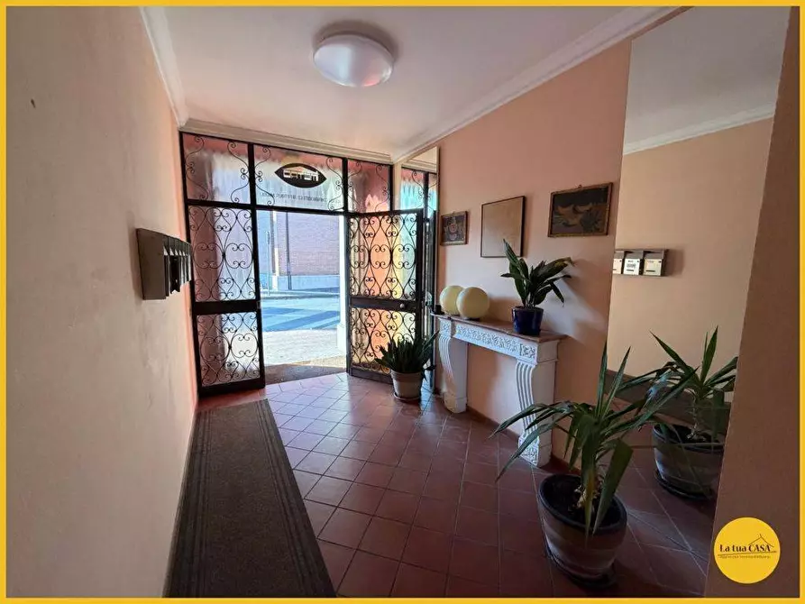 Immagine 13 di Locale commerciale in affitto  in Via Bentivogli 6 a Molinella