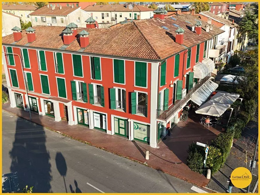 Immagine 65 di Locale commerciale in affitto  in Via Bentivogli 6 a Molinella