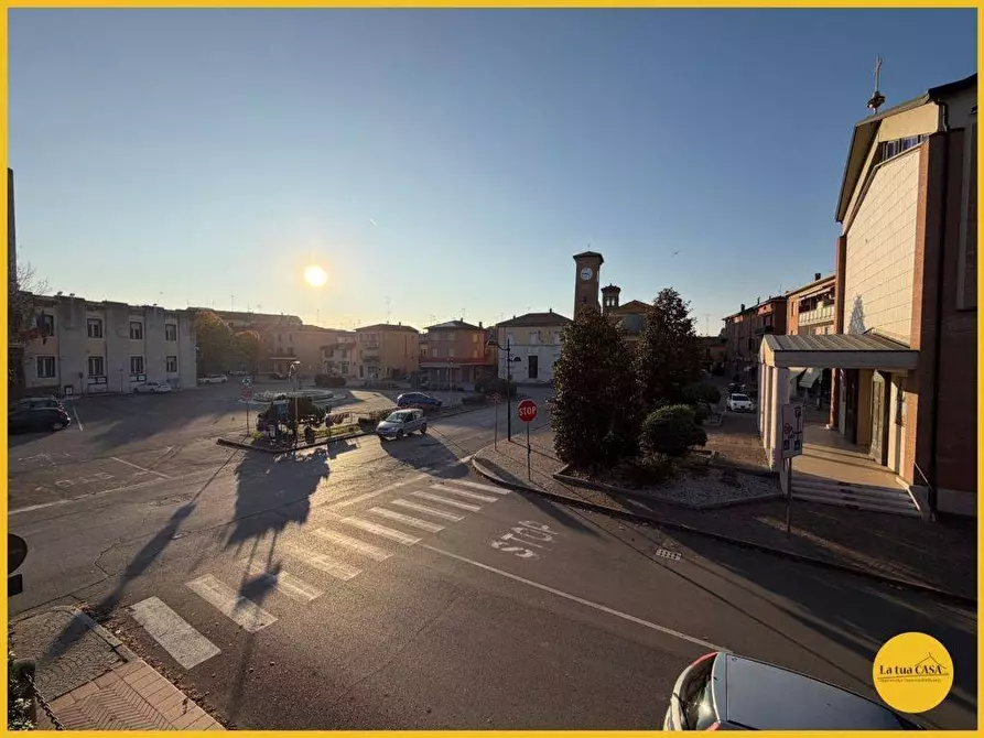 Immagine 106 di Locale commerciale in affitto  in Via Bentivogli 6 a Molinella