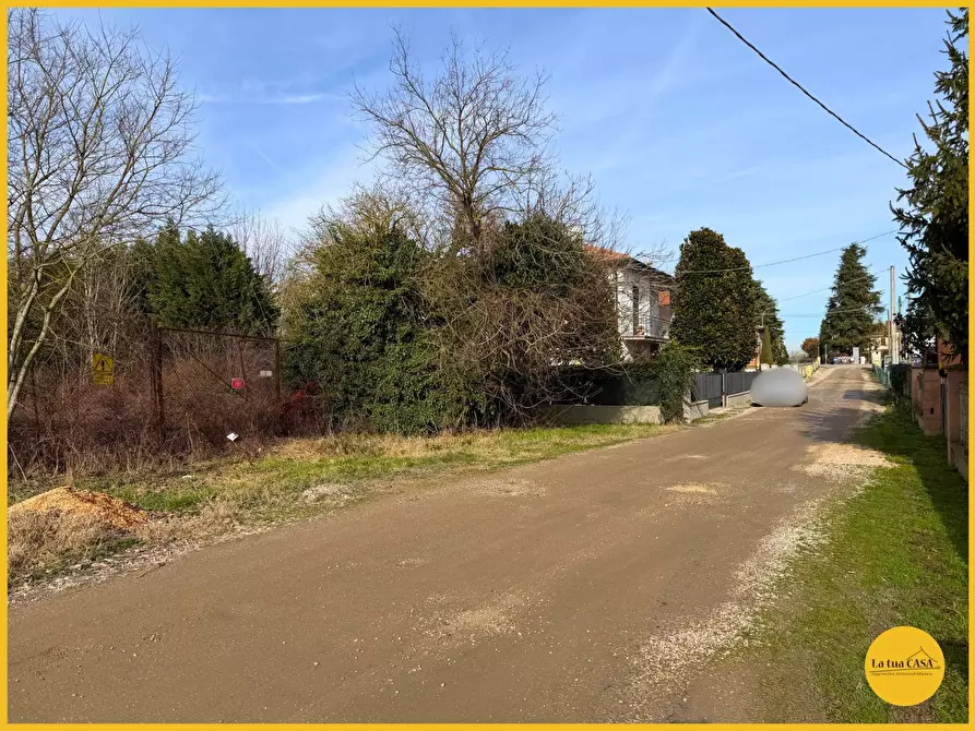 Immagine 24 di Terreno residenziale in vendita  in Via Fiume Vecchio 152 a Molinella