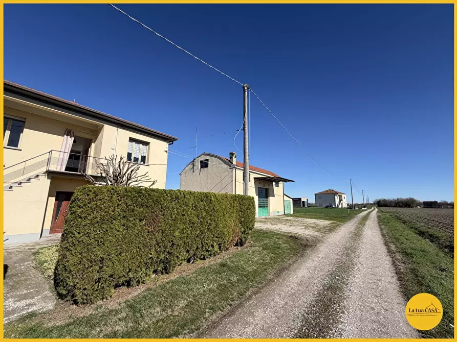 Immagine 21 di Villetta a schiera in affitto  in Via Castello 1/2 a Argenta