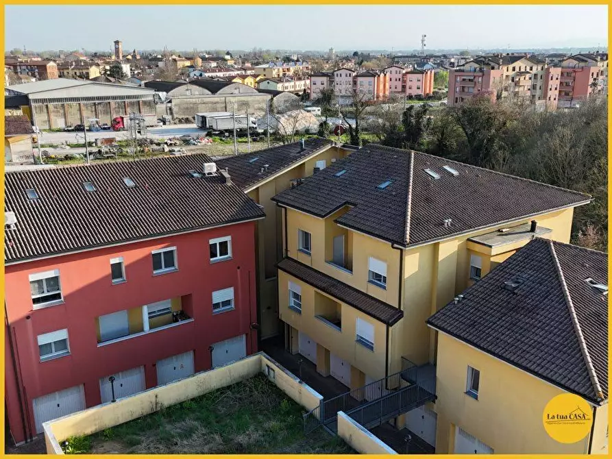 Immagine 1 di Appartamento in vendita  in Via Orlana Fallaci 27 a Molinella