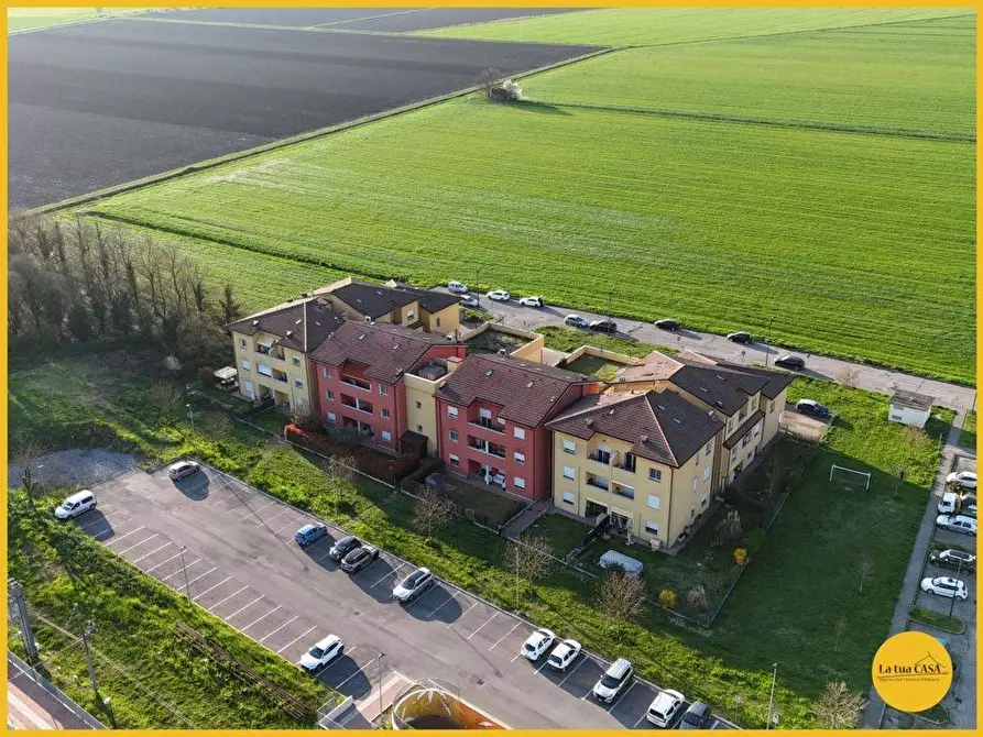 Immagine 10 di Appartamento in vendita  in Via Orlana Fallaci 27 a Molinella