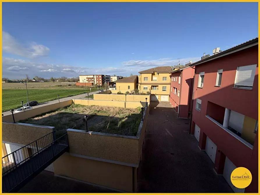 Immagine 75 di Appartamento in vendita  in Via Orlana Fallaci 27 a Molinella