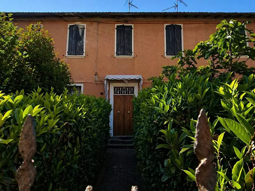 Immagine 2 di Villetta a schiera in vendita  in Via del Lavoro 11 a Molinella