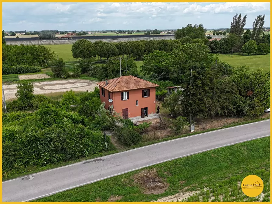 Immagine 6 di Casa indipendente in vendita  in Via Pianella 72 a Budrio