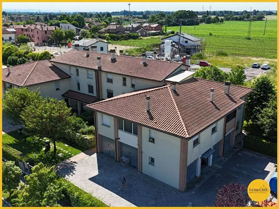 Immagine 1 di Appartamento in vendita  in Via Giacomo Puccini 9 a Budrio