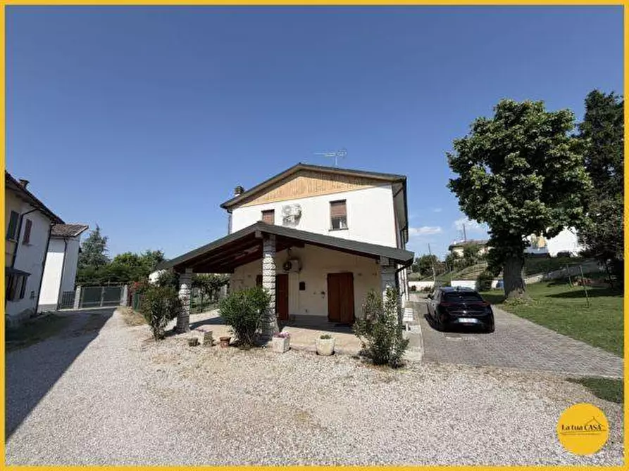 Immagine 10 di Villetta a schiera in vendita  in Via Confine Inferiore 141 - 143 a Molinella