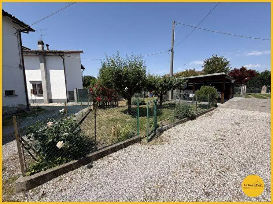 Immagine 56 di Villetta a schiera in vendita  in Via Confine Inferiore 141 - 143 a Molinella