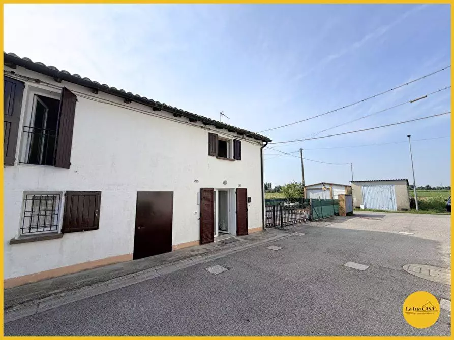 Immagine 13 di Villetta a schiera in vendita  in Via Borgo Masotti 8/1 a Argenta