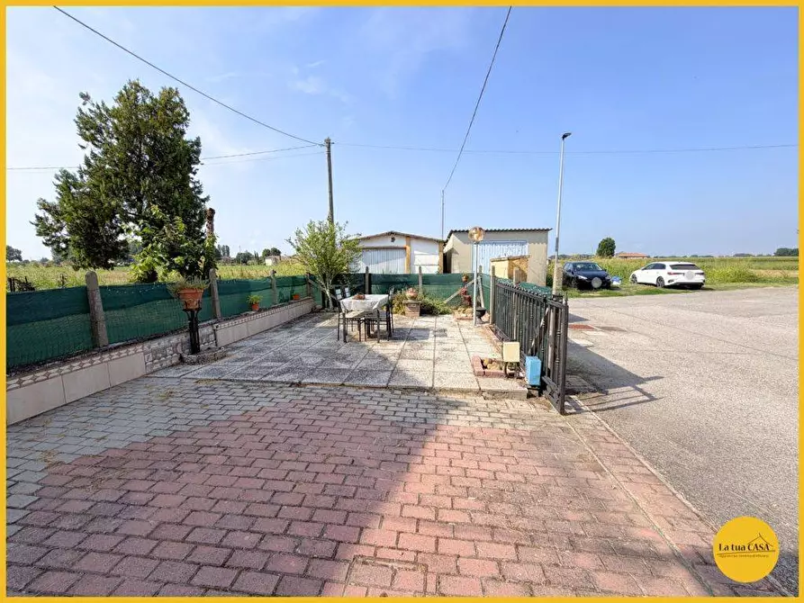 Immagine 40 di Villetta a schiera in vendita  in Via Borgo Masotti 8/1 a Argenta