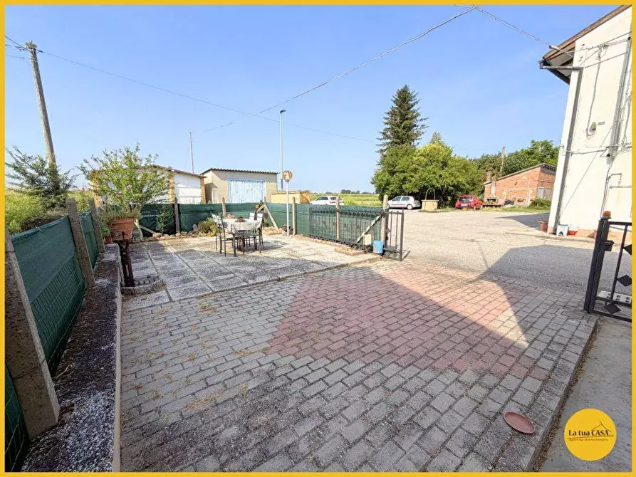 Immagine 41 di Villetta a schiera in vendita  in Via Borgo Masotti 8/1 a Argenta