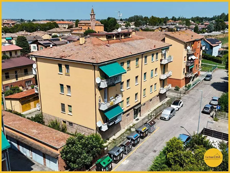 Immagine 5 di Appartamento in vendita  in via puccini 7 a Molinella