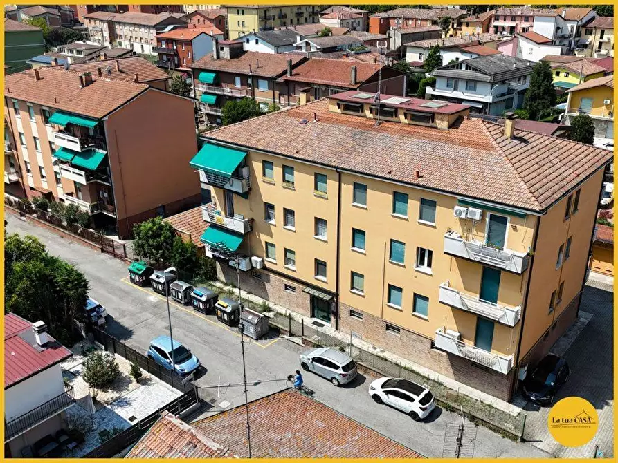 Immagine 6 di Appartamento in vendita  in via puccini 7 a Molinella