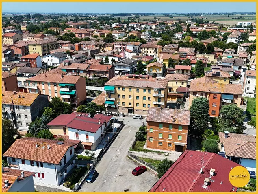 Immagine 13 di Appartamento in vendita  in via puccini 7 a Molinella