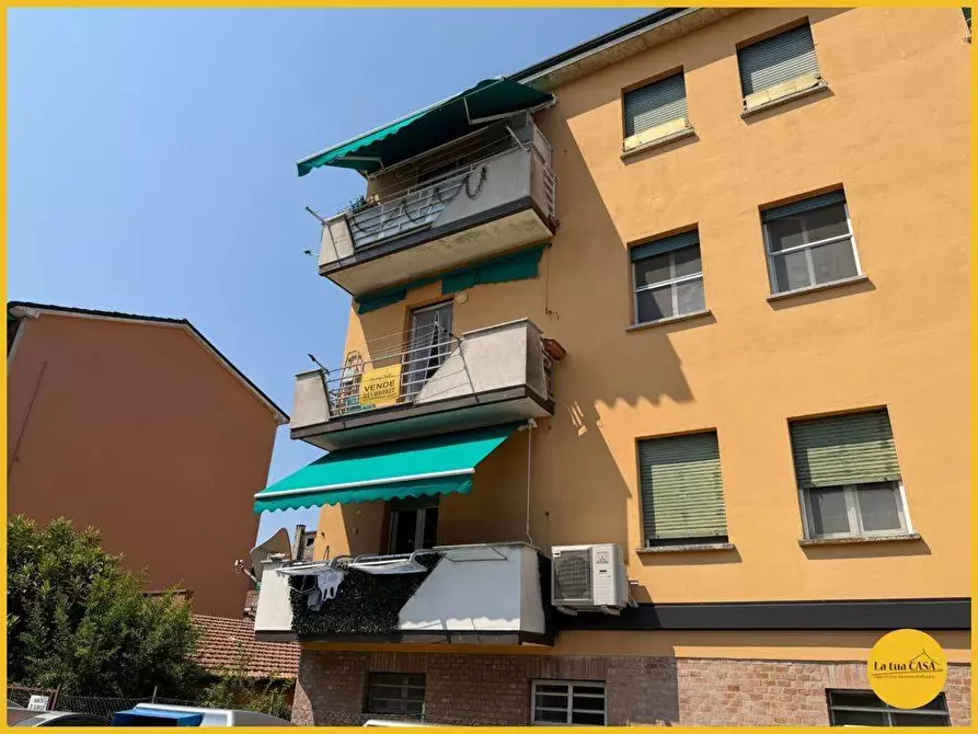 Immagine 16 di Appartamento in vendita  in via puccini 7 a Molinella