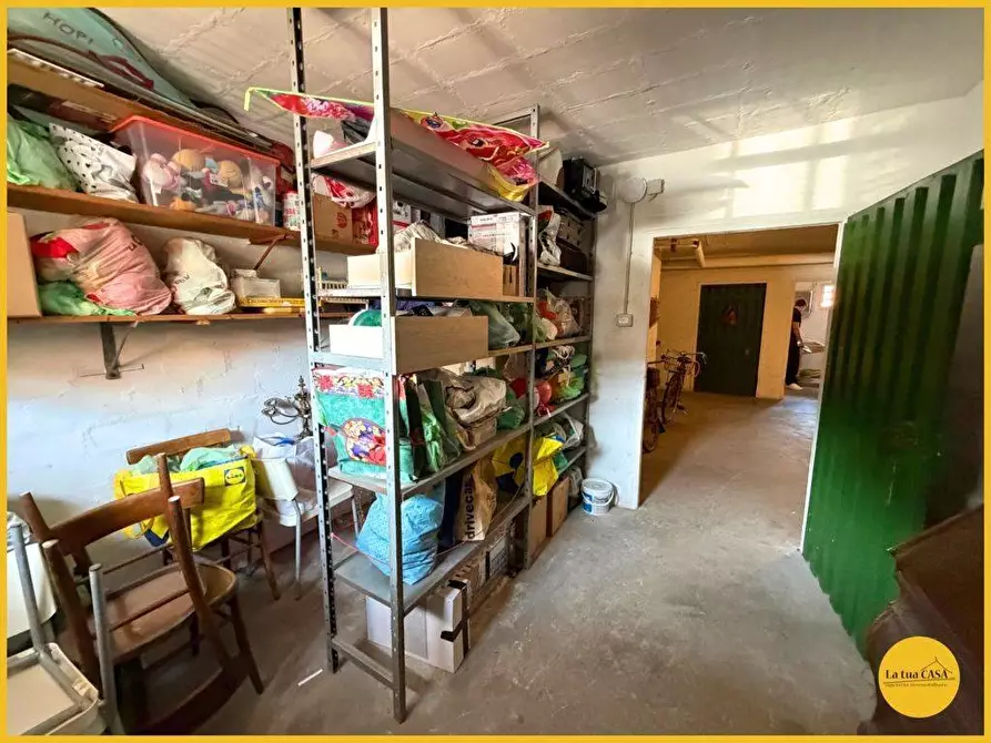 Immagine 76 di Appartamento in vendita  in via puccini 7 a Molinella