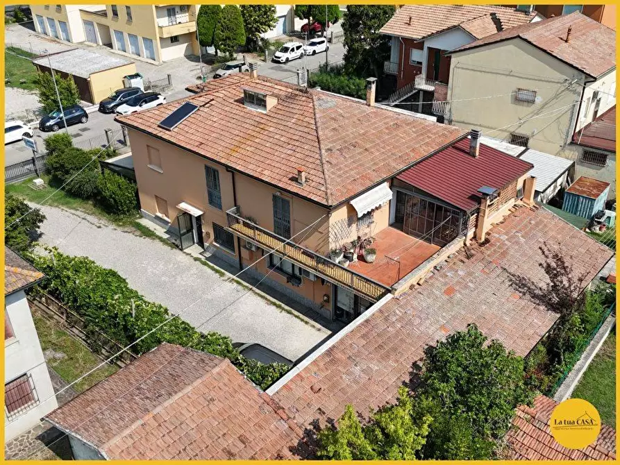 Immagine 5 di Villetta a schiera in vendita  in Via dell'Unità 14 a Molinella