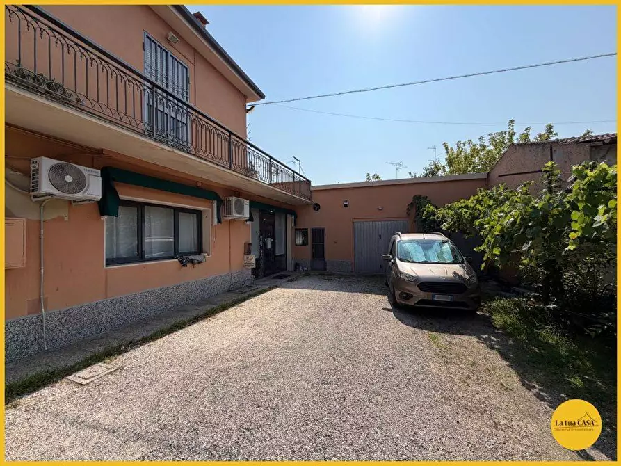 Immagine 17 di Villetta a schiera in vendita  in Via dell'Unità 14 a Molinella