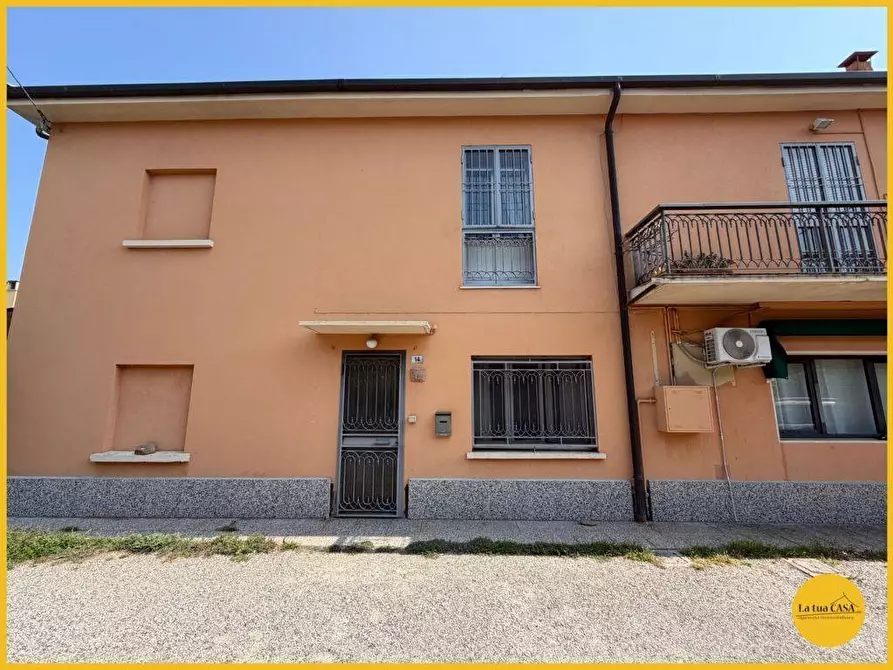 Immagine 27 di Villetta a schiera in vendita  in Via dell'Unità 14 a Molinella