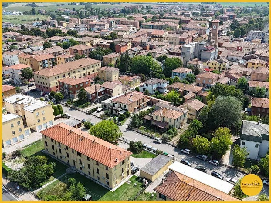 Immagine 9 di Villetta a schiera in vendita  in via unità 14 a Molinella