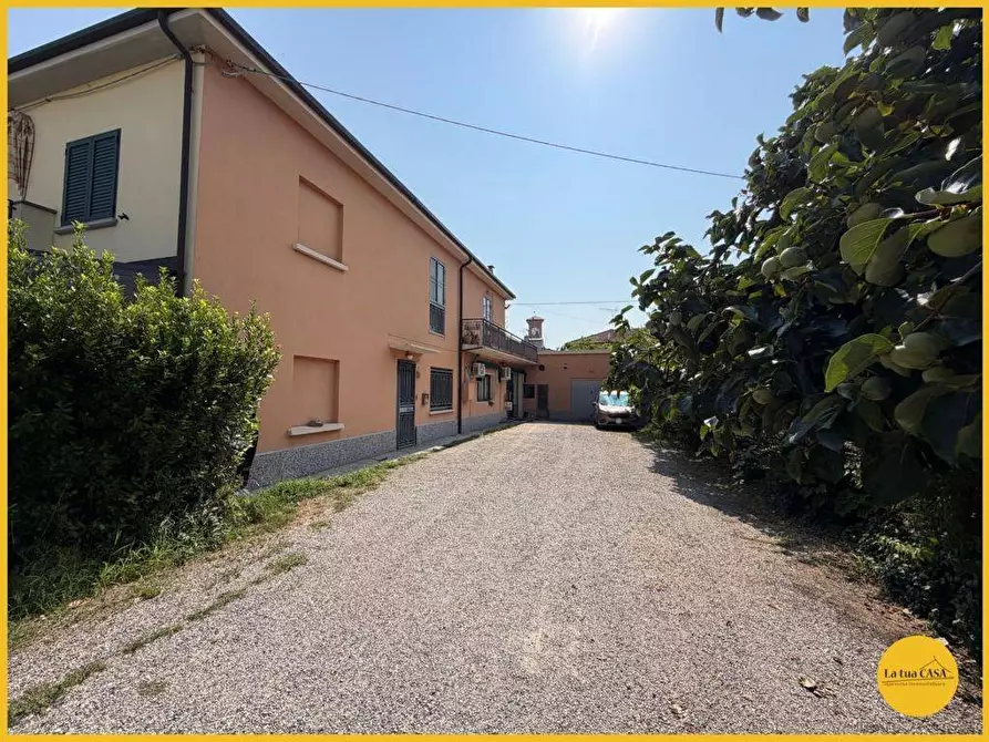 Immagine 22 di Villetta a schiera in vendita  in via unità 14 a Molinella