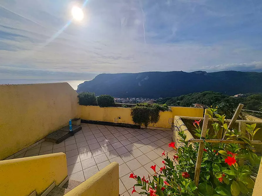 Immagine 16 di Appartamento in vendita  in Via dei Navigatori 8 a Finale Ligure