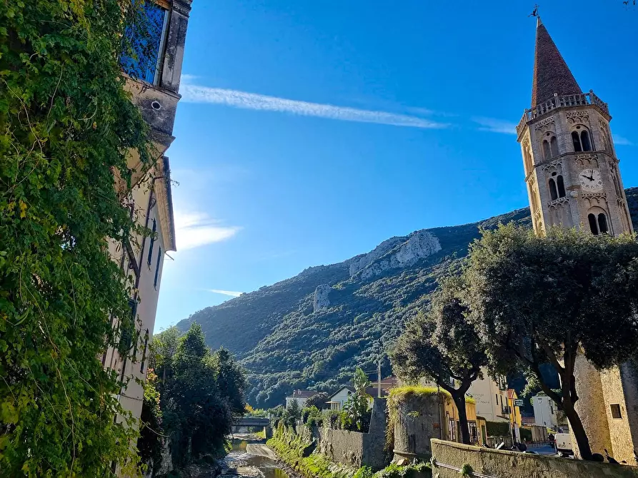 Immagine 16 di Appartamento in vendita  in Via Cavassola a Finale Ligure
