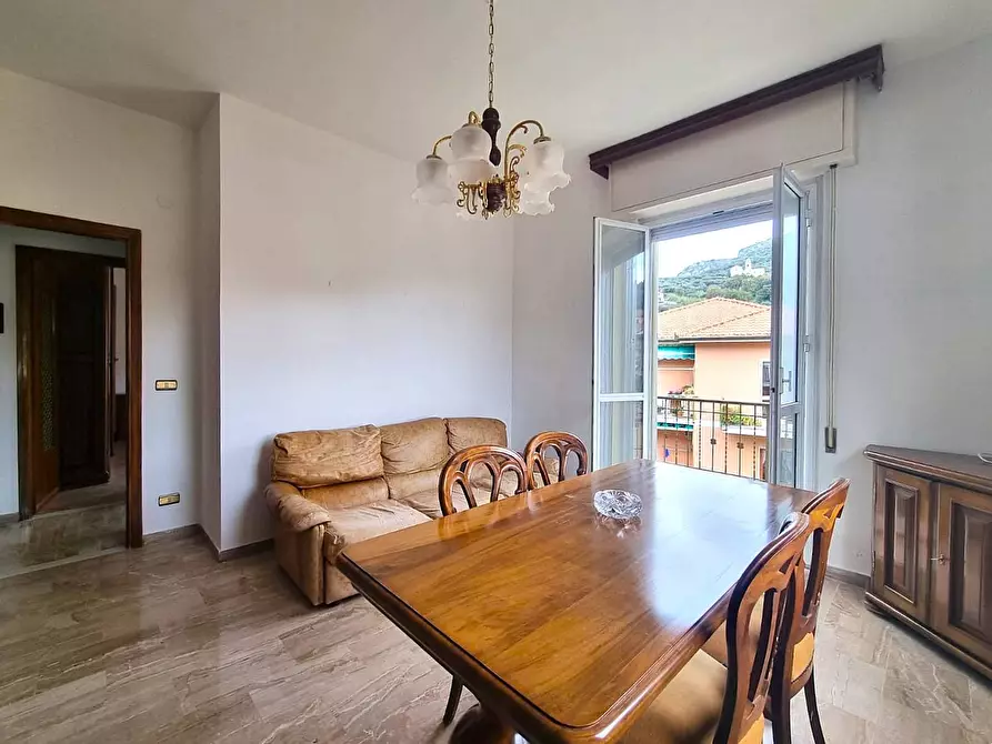 Immagine 7 di Appartamento in vendita  in Via Fiume a Finale Ligure