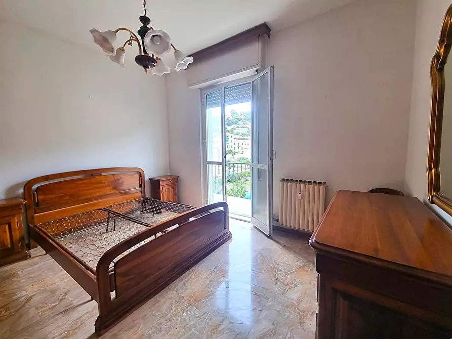 Immagine 10 di Appartamento in vendita  in Via Fiume a Finale Ligure