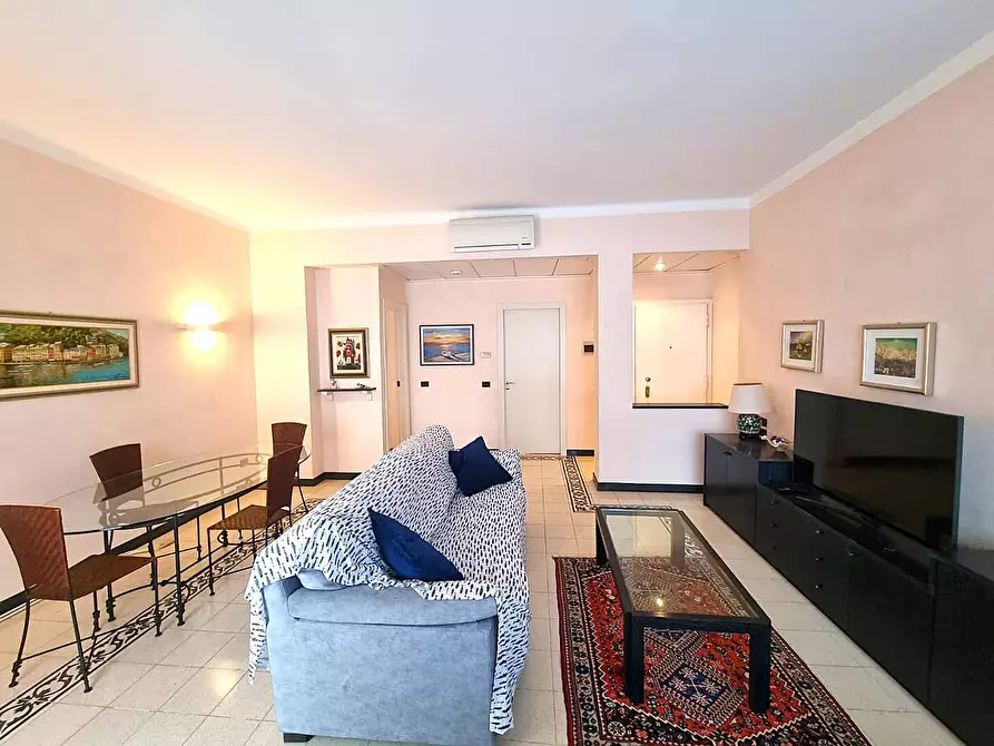 Immagine 3 di Appartamento in vendita  in Via Nicolò Saccone a Finale Ligure