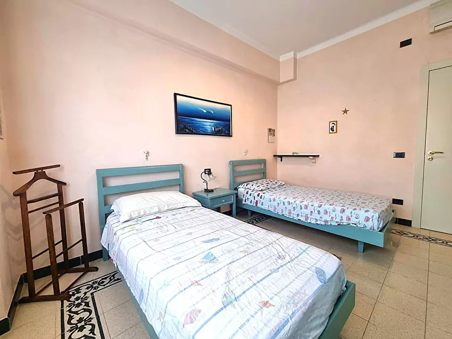 Immagine 22 di Appartamento in vendita  in Via Nicolò Saccone a Finale Ligure