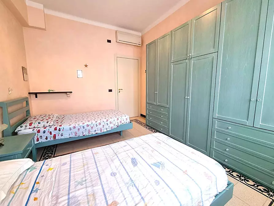 Immagine 25 di Appartamento in vendita  in Via Nicolò Saccone a Finale Ligure